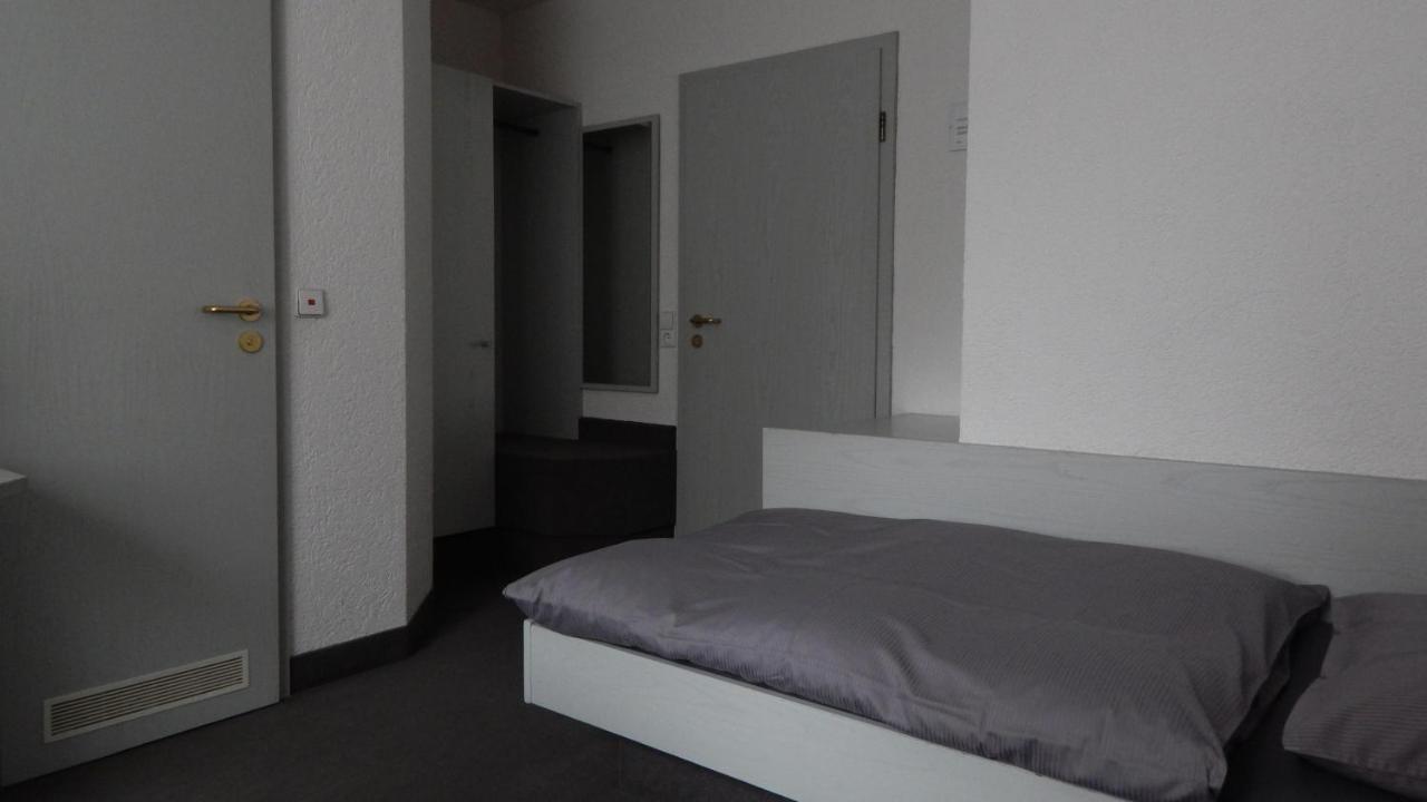Hotel Carle Deizisau Bagian luar foto